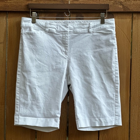 White House Black Market Pants - White House Black Market Bermuda Mid Rise Shorts White Size 10